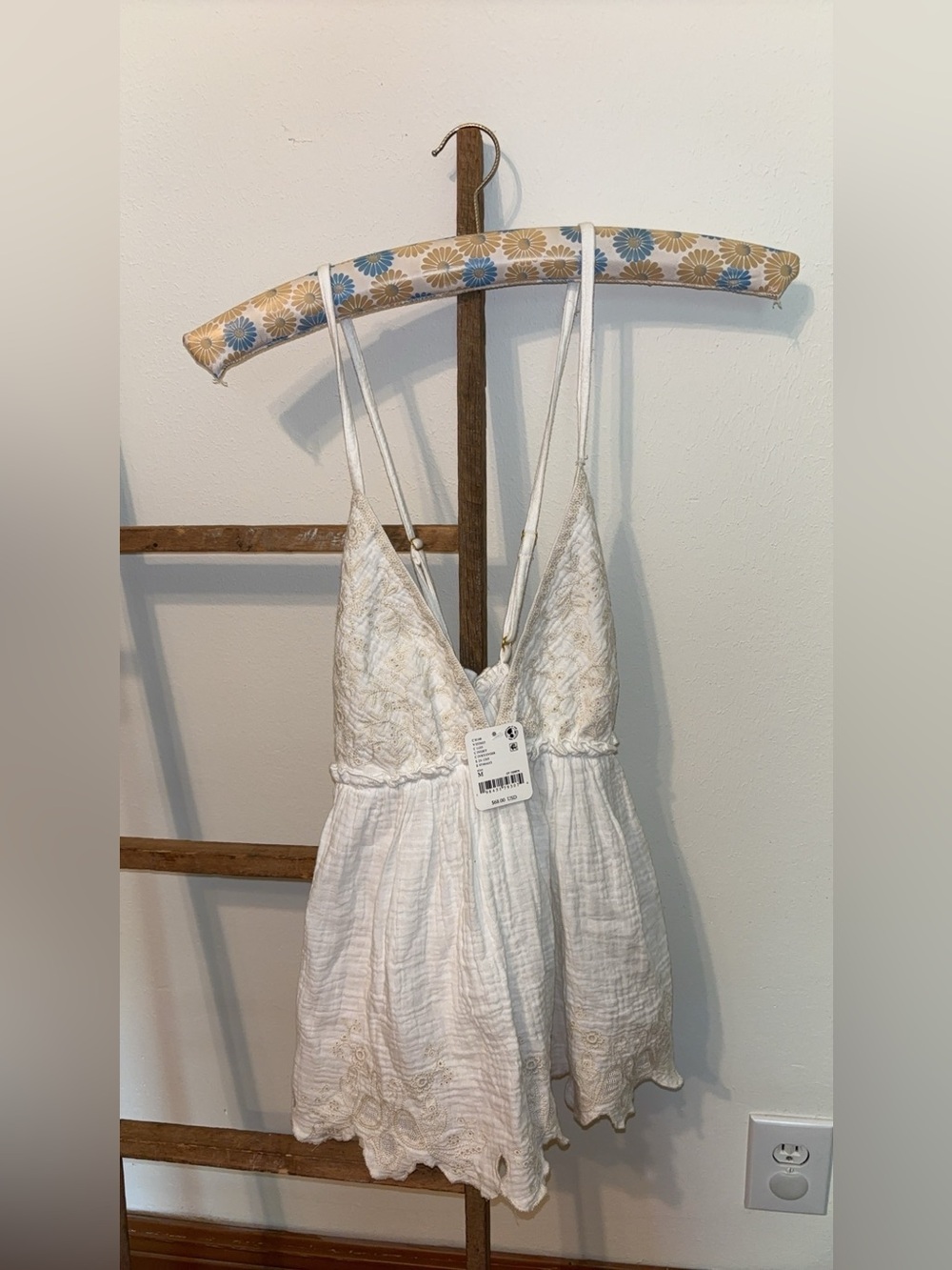 Free People White Embroidered Cotton tank
